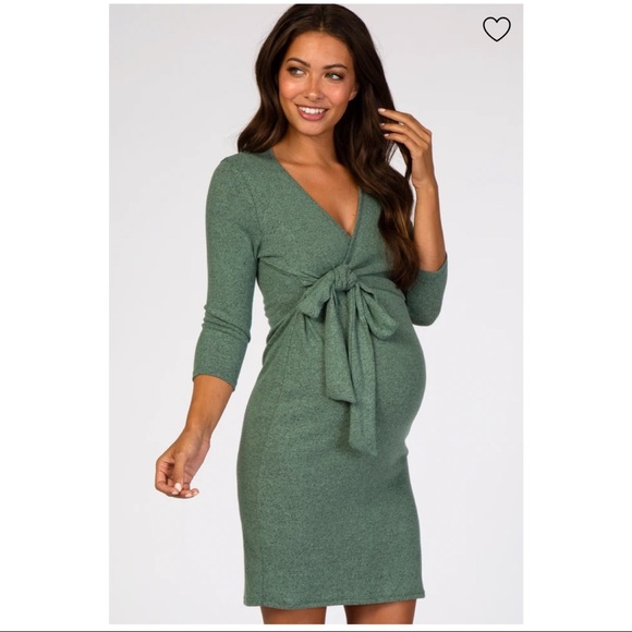 Pinkblush Dresses & Skirts - PinkBlush Knit Wrap Fitted Maternity Dress